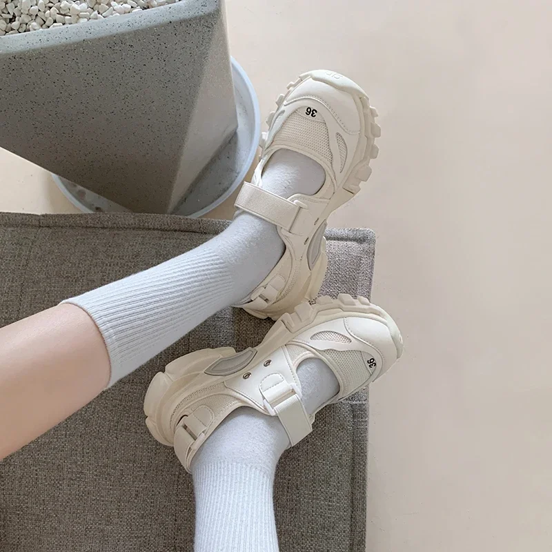 Outdoor Sport With Sticks - Sandal Olahraga Wanita Sandal Wanita Berongga
